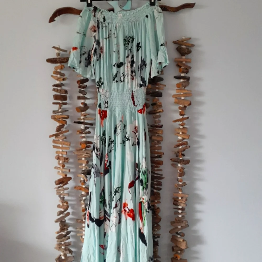 JAASE  Off Shoulder  Dress - Picture 4 of 4